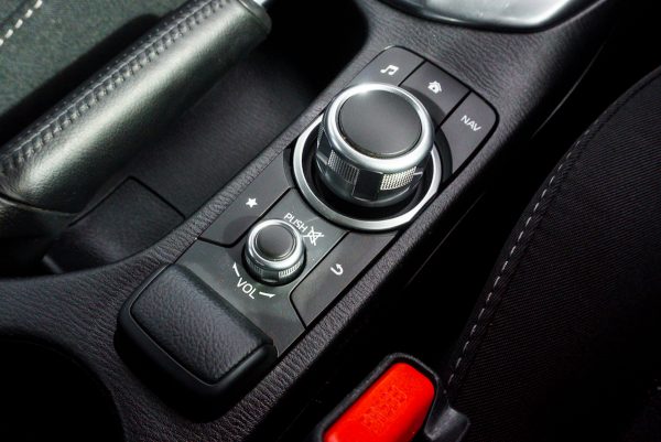 MAZDA 2 1.3 HIGH CONNECT AT ปี 2019 - Image 27