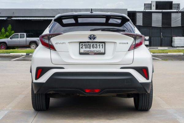 TOYOTA CH-R 1.8 HYBRID MID AT ปี2021 - Image 9