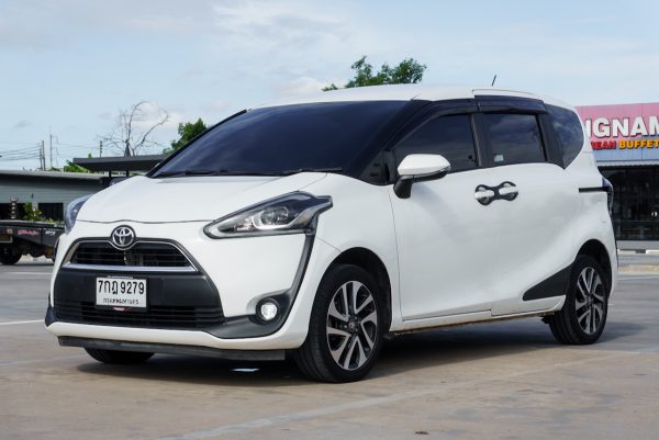 TOYOTA SIENTA 1.5 V ปี2018 - Image 3