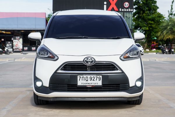 TOYOTA SIENTA 1.5 V ปี2018 - Image 4