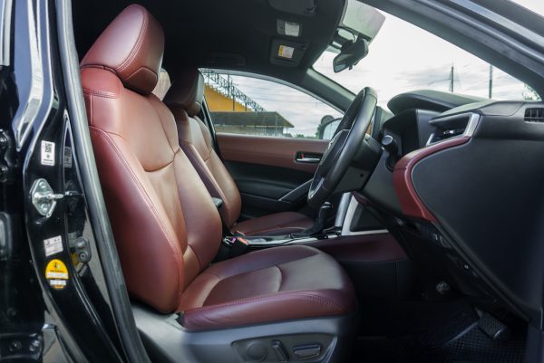 TOYOTA COROLLA CROSS 1.8 HYBRID PREMIUM ปี2021 - Image 11