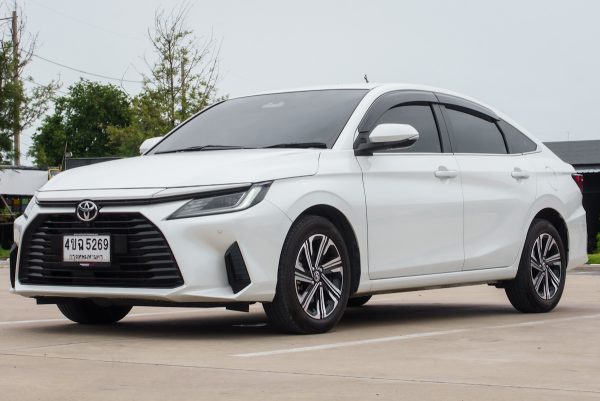 TOYOTA YARIS ATIV 1.2 PREMIUM AT ปี 2023 - Image 3