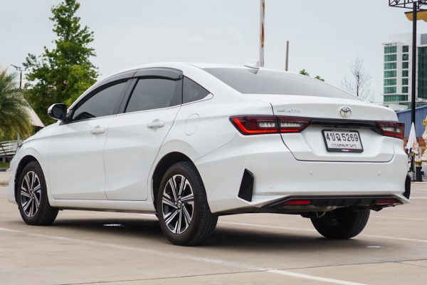 TOYOTA YARIS ATIV 1.2 PREMIUM AT ปี 2023 - Image 5