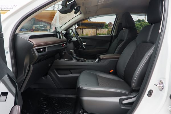 TOYOTA YARIS ATIV 1.2 PREMIUM AT ปี 2023 - Image 14