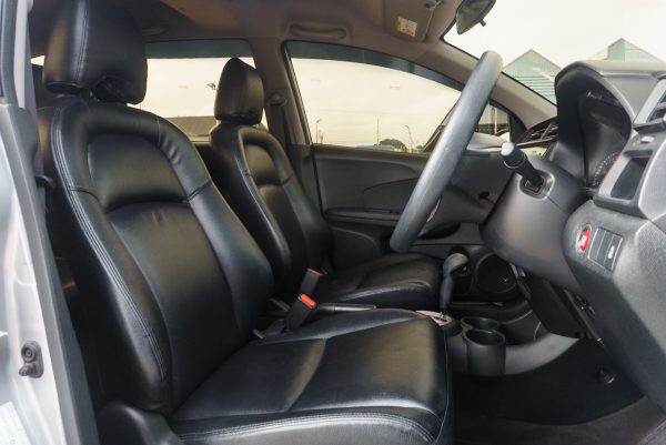 HONDA MOBILIO 1.5 RS AT ปี2019 - Image 11