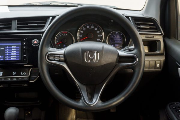 HONDA MOBILIO 1.5 RS AT ปี2019 - Image 17