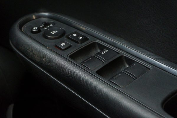 HONDA MOBILIO 1.5 RS AT ปี2019 - Image 21