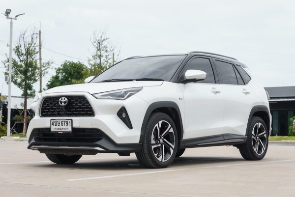 TOYOTA YARIS CROSS 1.5 HEV PREMIUM LUXURY 2023 (4ขษ6791) - Image 3