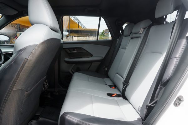 TOYOTA YARIS CROSS 1.5 HEV PREMIUM LUXURY 2023 (4ขษ6791) - Image 13