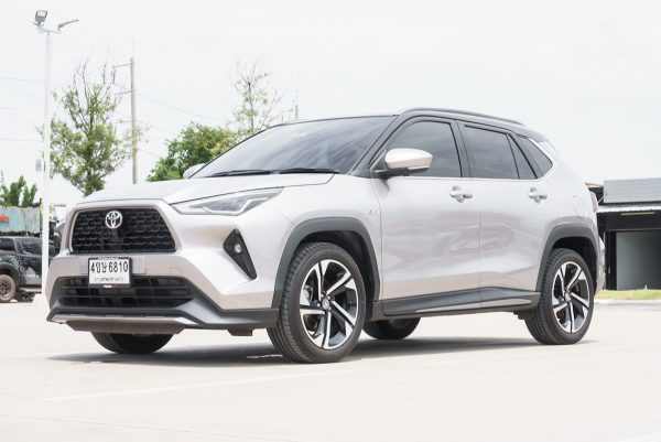 TOYOTA YARIS CROSS 1.5 HEV PREMIUM LUXURY 2023 (4ขษ6810) - Image 3