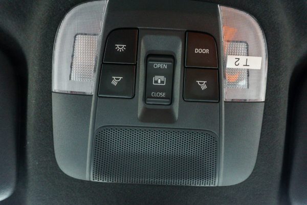 TOYOTA YARIS CROSS 1.5 HEV PREMIUM LUXURY 2023 (4ขษ6810) - Image 32