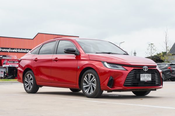 TOYOTA YARIS ATIV 1.2 PREMIUM LUXURY 2022 - Image 5