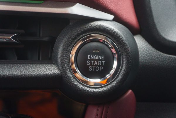 TOYOTA YARIS ATIV 1.2 PREMIUM LUXURY 2022 - Image 22