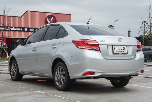 TOYOTA VIOS 1.5 J AT ปี2017 จด ปี2018 (7กค608) - Image 8