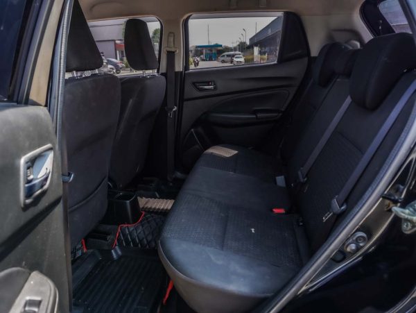SUZUKI SWIFT 1.2 GLX AT ปี 2018 (กท8850) - Image 13