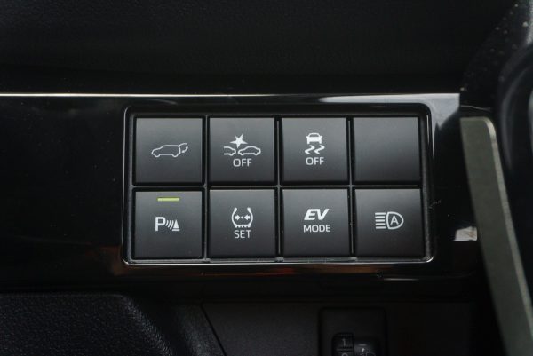 TOYOTA YARIS CROSS 1.5 HEV PREMIUM LUXURY 2023 (4ขห6510) - Image 26