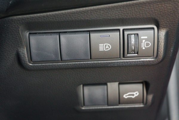 TOYOTA COROLLA CROSS 1.8 HEV GR SPORT 2022 - Image 24