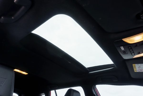 TOYOTA COROLLA CROSS 1.8 HEV GR SPORT 2022 - Image 29