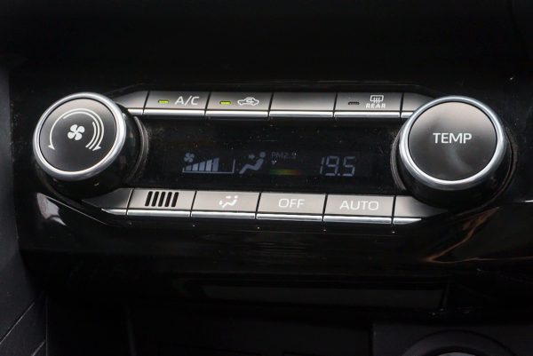 TOYOTA YARIS CROSS 1.5 HEV SMART 2023 - Image 20