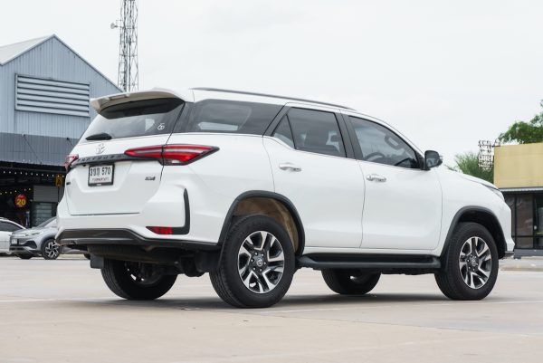 TOYOTA FORTUNER 2.4 LEADER 4WD 2022 - Image 7