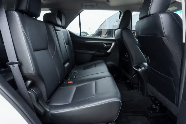 TOYOTA FORTUNER 2.4 LEADER 4WD 2022 - Image 12