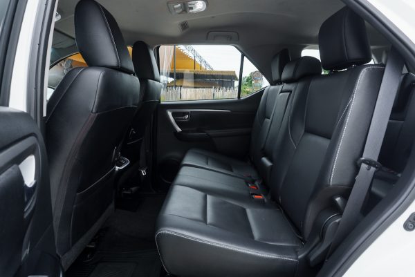 TOYOTA FORTUNER 2.4 LEADER 4WD 2022 - Image 13