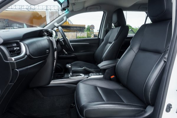 TOYOTA FORTUNER 2.4 LEADER 4WD 2022 - Image 14