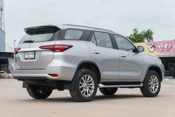 TOYOTA FORTUNER 2.4 V 2021 - Image 7