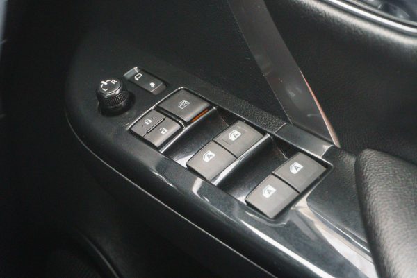 TOYOTA FORTUNER 2.4 V 2021 - Image 29