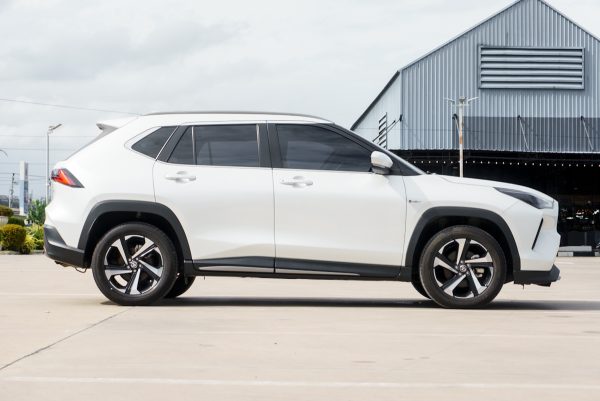 TOYOTA YARIS CROSS 1.5 HEV PREMIUM 2023 (4ขศ1820) - Image 6