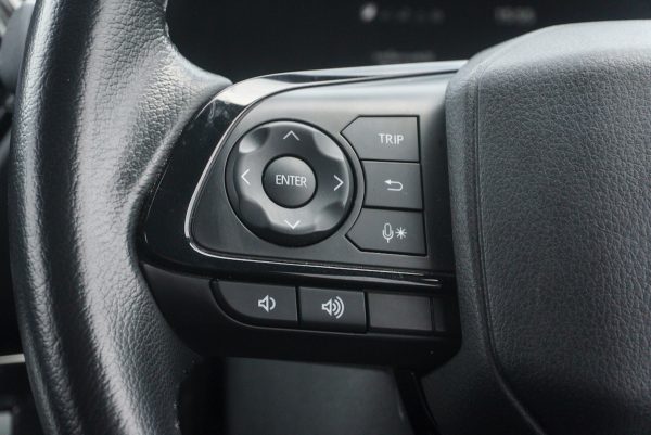 TOYOTA YARIS CROSS 1.5 HEV PREMIUM 2023 (4ขศ1820) - Image 17