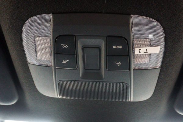 TOYOTA YARIS CROSS 1.5 HEV PREMIUM 2023 (4ขศ1820) - Image 31