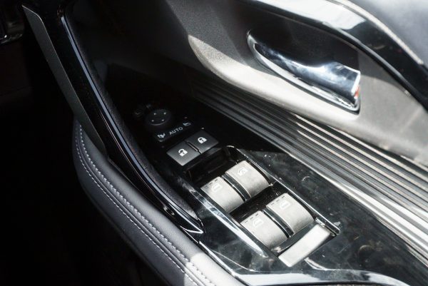 TOYOTA YARIS CROSS 1.5 HV PREMIUM AT 2025 (ฆฌ6945) - Image 31