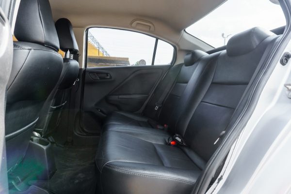 HONDA CITY 1.5 V AT ปี 2018 - Image 13