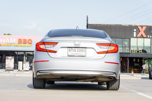 HONDA ACCORD 2.0 HYBRID AT ปี 2019 - Image 8