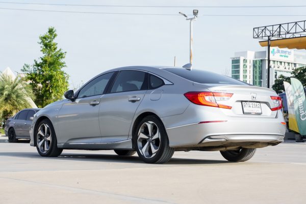 HONDA ACCORD 2.0 HYBRID AT ปี 2019 - Image 9