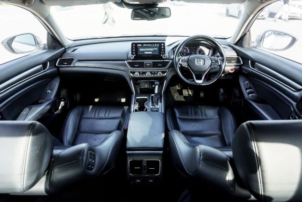 HONDA ACCORD 2.0 HYBRID AT ปี 2019 - Image 17