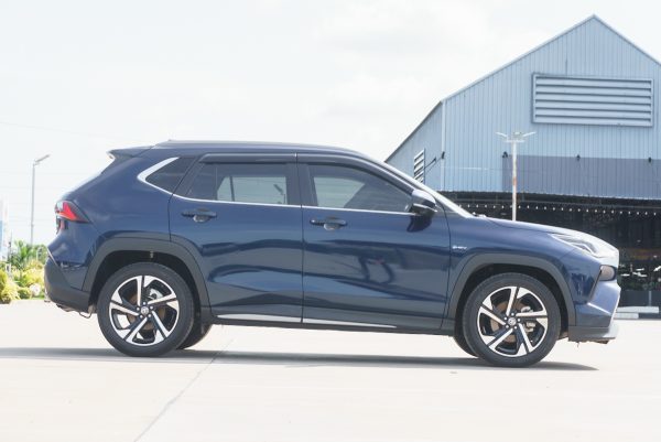 TOYOTA YARIS CROSS 1.5 HEV PREMIUM LUXURY 2024 - Image 6