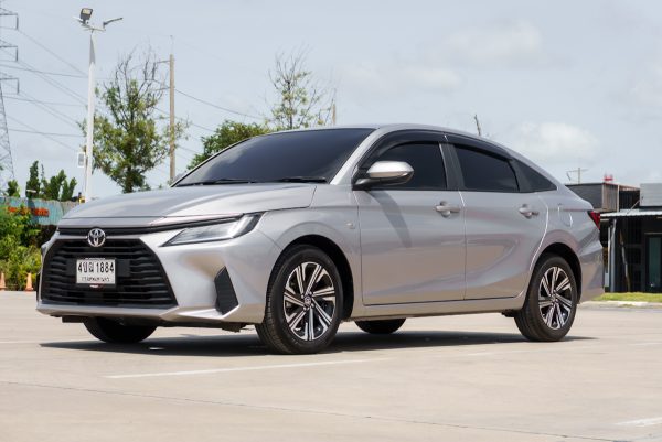 TOYOTA YARIS ATIV 1.2 SPORT AT ปี 2023 - Image 3