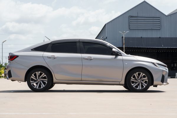 TOYOTA YARIS ATIV 1.2 SPORT AT ปี 2023 - Image 6