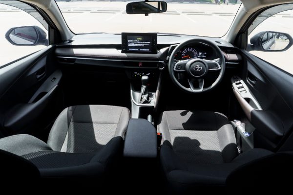 TOYOTA YARIS ATIV 1.2 SPORT AT ปี 2023 - Image 15