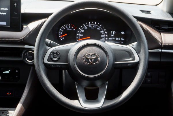 TOYOTA YARIS ATIV 1.2 SPORT AT ปี 2023 - Image 16