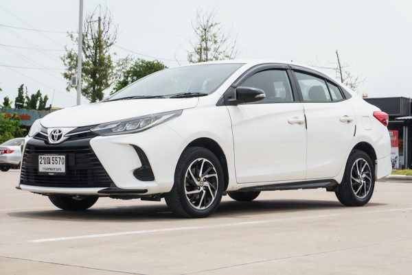TOYOTA YARIS ATIV 1.2 SPORT AT ปี 2020 - Image 3