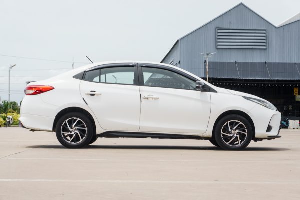 TOYOTA YARIS ATIV 1.2 SPORT AT ปี 2020 - Image 6