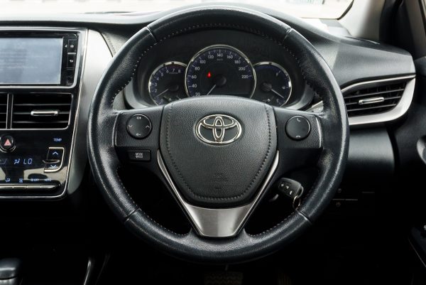 TOYOTA YARIS ATIV 1.2 SPORT AT ปี 2020 - Image 16