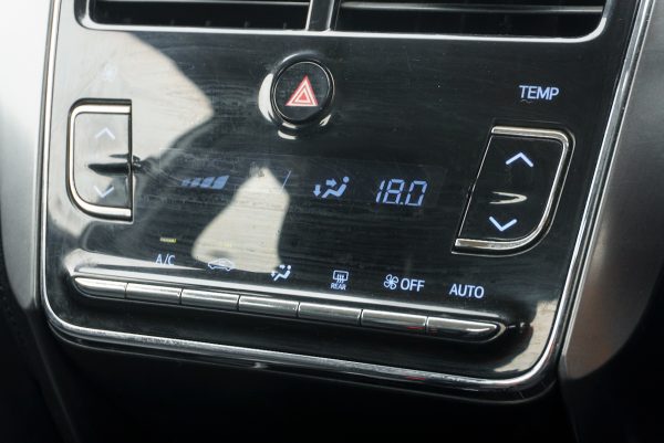 TOYOTA YARIS ATIV 1.2 SPORT AT ปี 2020 - Image 21