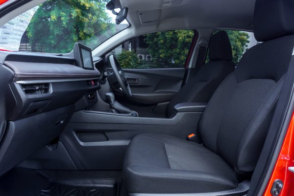 TOYOTA YARIS ATIV 1.2 SPORT AT ปี 2023 - Image 14