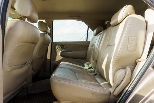 TOYOTA FORTUNER 3.0 V 4WD AT 2006 (ขายสด) - Image 13