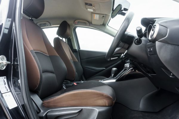 MAZDA 2 1.3 C ปี2021 (งท7509) - Image 10