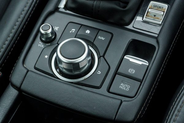MAZDA CX-3 2.0 BASE PLUS ปี2021 จด2022 (2ขร3226) - Image 24
